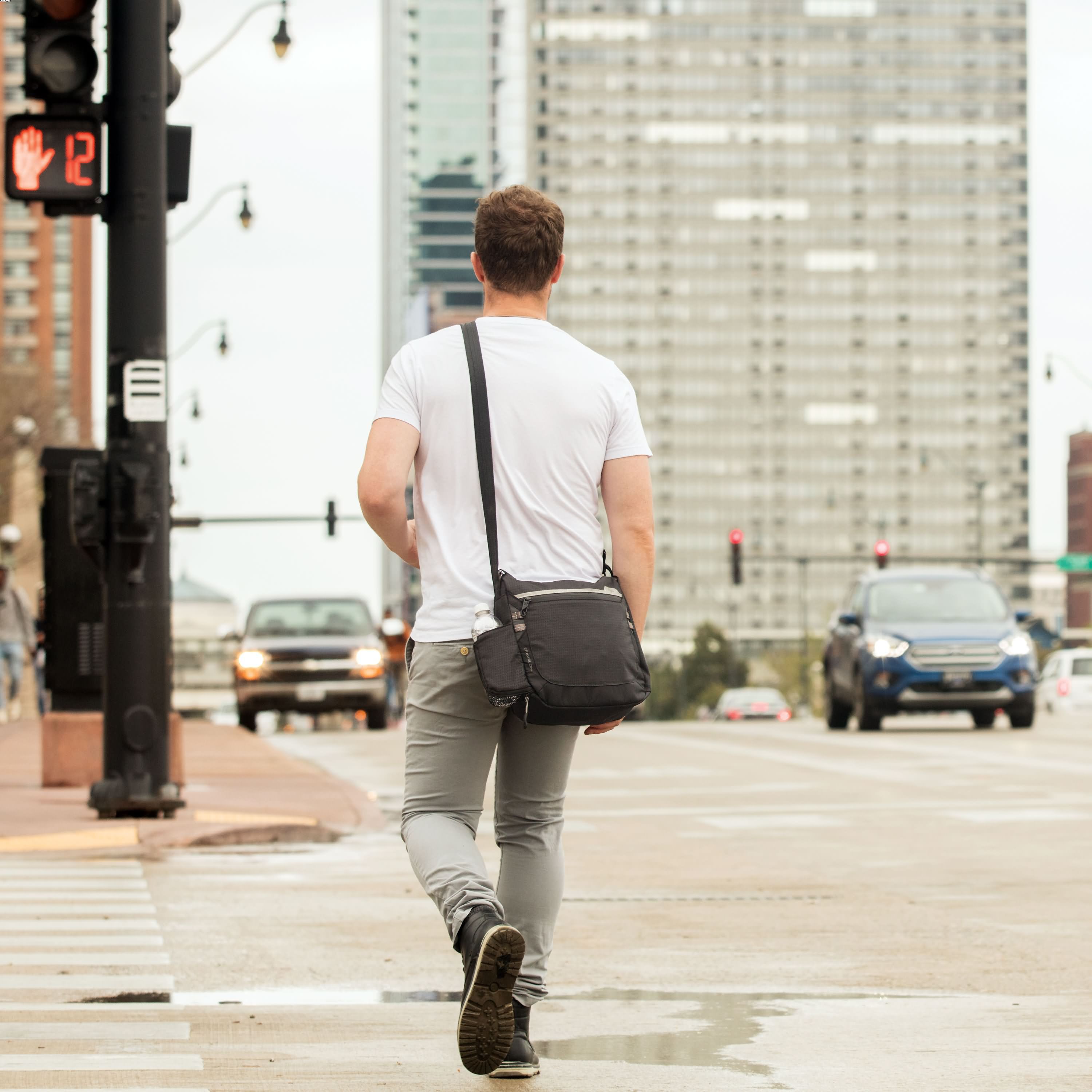 Anti-Theft Active® Medium Crossbody
